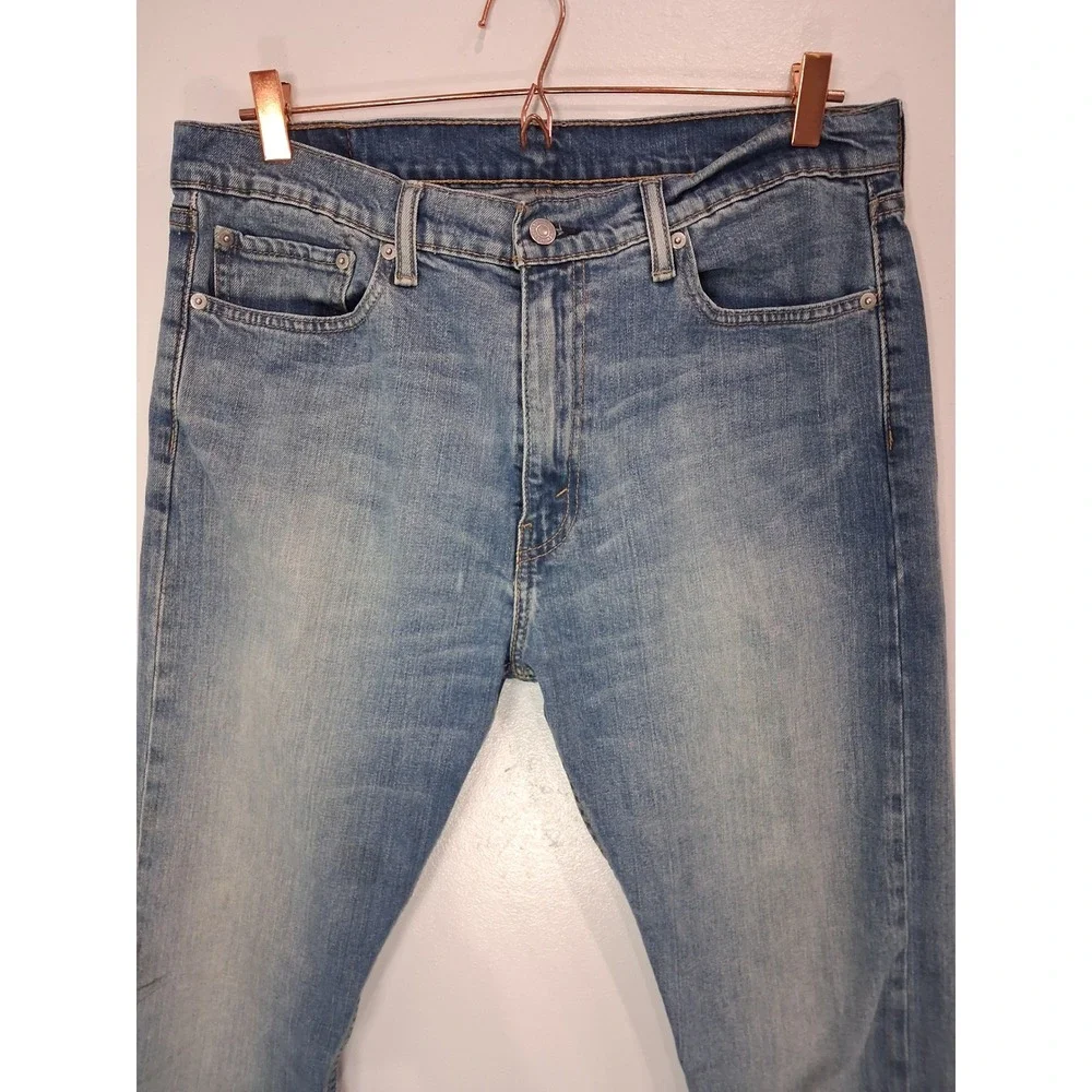 Levis levi 513